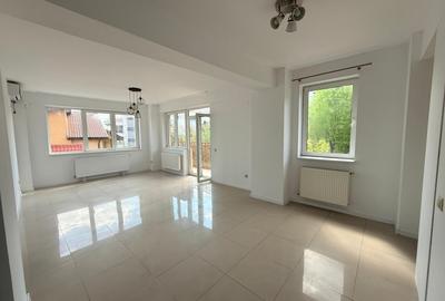 Apartament cu 2 camere decomandat în Văcăresti - 2