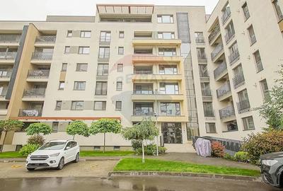 Apartament cu 2 camere decomandat în Tractorul