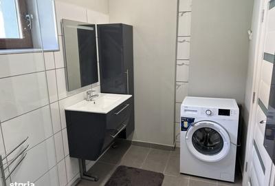 Casă cu 3 camere decomandat în Ștefan cel Mare