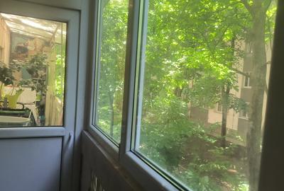 Apartament cu 3 camere decomandat în Drumul Taberei - 2