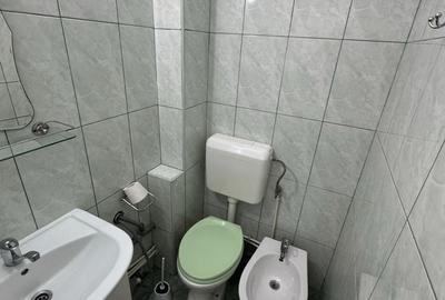 Apartament cu 3 camere decomandat în Central - 3
