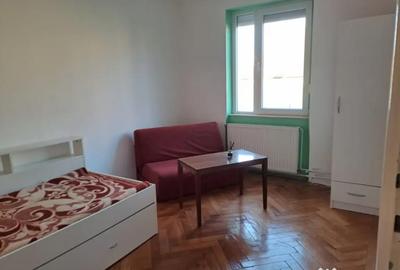 Apartament cu 2 camere decomandat în Central - 3