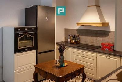 Apartament cu 2 camere semidecomandat în P-ța Unirii