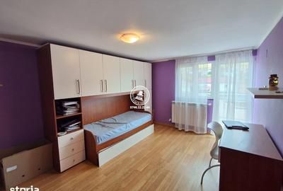 Casă cu 5 camere cu Teren 731 Mp în Lețcani