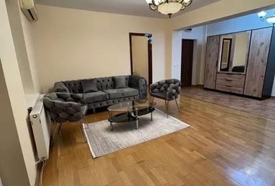 Apartament cu 3 camere decomandat în Ștrand