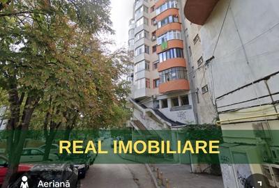 Apartament cu 3 camere decomandat în Bălcescu