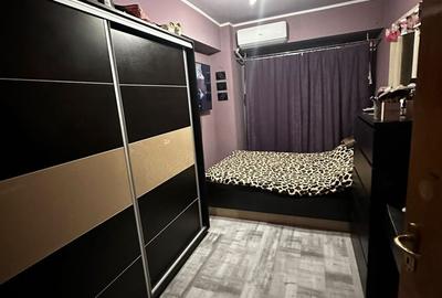 Apartament cu 4 camere decomandat în Rahova - 2