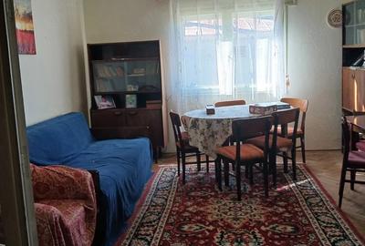 Casă cu Teren 1830 Mp în Central - 1