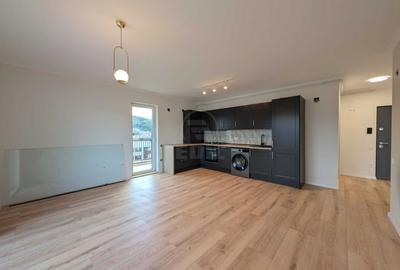 Apartament cu 3 camere semidecomandat, mobilat în Florești - 2
