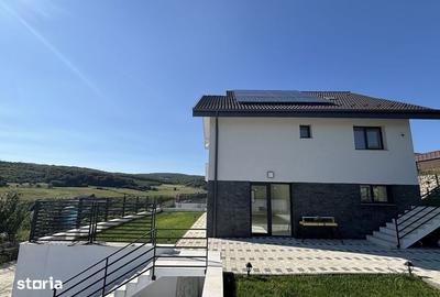 Casă cu 4 camere cu Teren 500 Mp în Baciu - 2