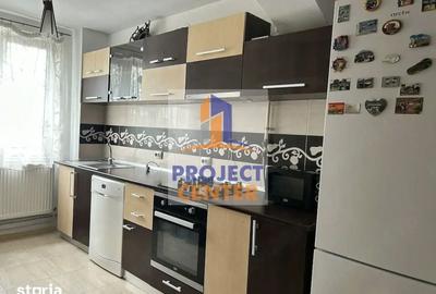 Apartament cu 2 camere decomandat în Trivale
