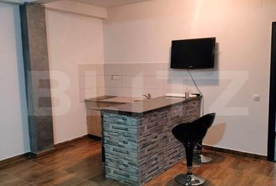 Apartament cu 2 camere decomandat, mobilat în Semicentral