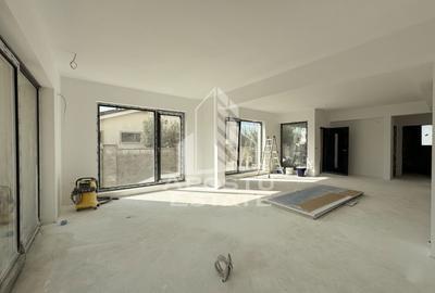 Duplex cu 6 camere cu Canalizare în Chișoda - 2