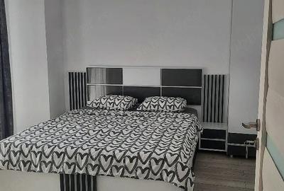 Apartament cu 3 camere decomandat în Faleză