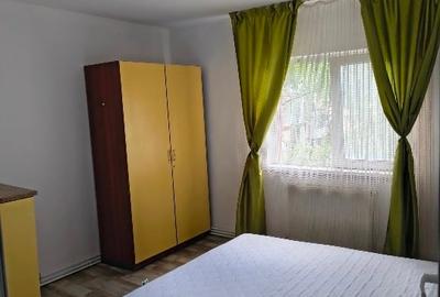 Apartament cu 2 camere decomandat, mobilat în Soarelui - 3