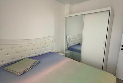 Apartament cu 2 camere decomandat în Apărătorii Patriei