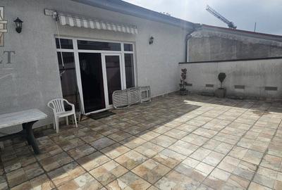 Apartament cu 2 camere decomandat, mobilat în Cișmigiu