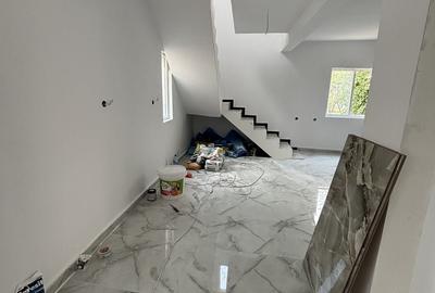 Casă cu 4 camere cu Teren 200 Mp în Central - 3