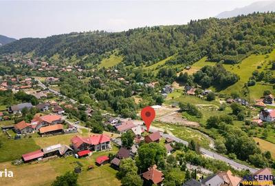 Casă cu 8 camere cu Teren 685 Mp în Moieciu - 16