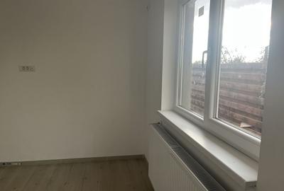 Casă individuală cu 4 camere cu Canalizare în Glina - 25