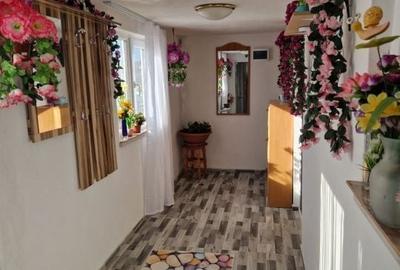 Casă cu 2 camere cu Teren 1686 Mp în Găvănești - 8