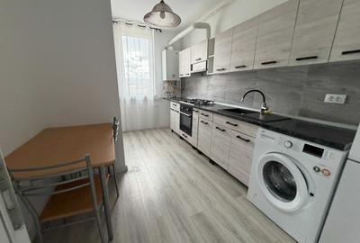 Apartament cu 2 camere decomandat în Exterior Vest