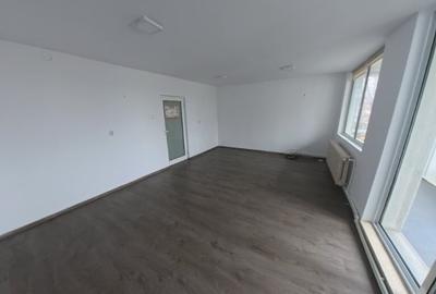 Spațiu comercial, de 33 mp, în Independenței - 3
