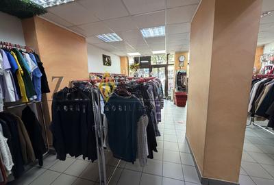 Spațiu comercial, de 150 mp, în Central - 3