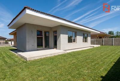 Duplex cu 3 camere cu Canalizare în Moșnița Nouă - 1
