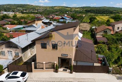 Casă individuală cu 4 camere cu Canalizare în Central