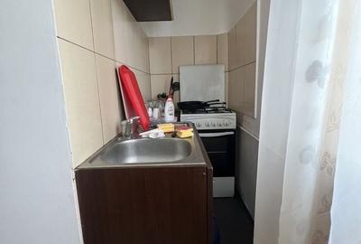 Garsonieră decomandată în Rovine - 6