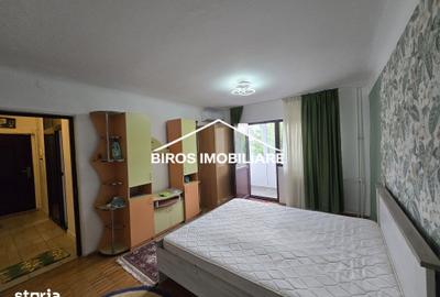 Garsonieră decomandată în Rovine