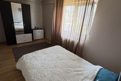 Apartament cu 2 camere semidecomandat în Dacia