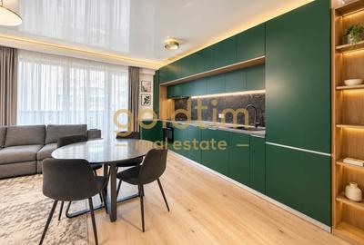 Apartament cu 3 camere semidecomandat, mobilat în Pipera