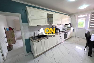 Apartament cu 3 camere decomandat, mobilat în Central - 2