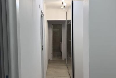 Apartament cu 3 camere în Central - 1