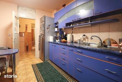 Apartament cu 3 camere decomandat în Mărăști