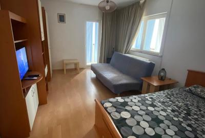 Garsonieră decomandată, mobilată în Ferdinand