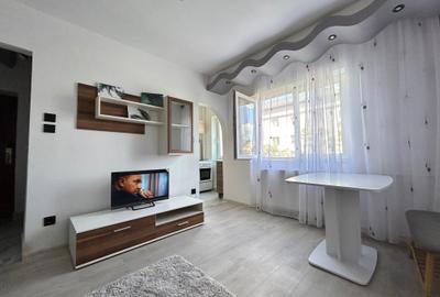 Apartament cu 2 camere nedecomandat în Central