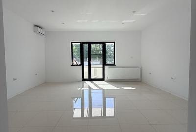 Spațiu comercial, de 35 mp, în Central - 2