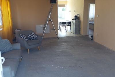 Casă cu 4 camere în Sânpaul