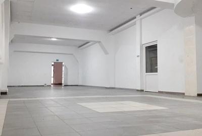 Spațiu comercial, de 260 mp, în Gară - 2