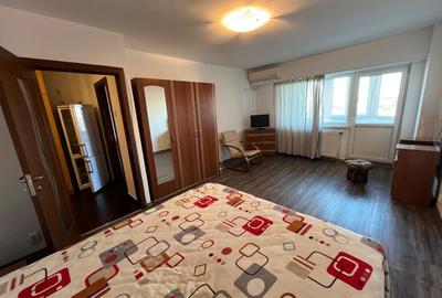 Garsonieră decomandată în Domenii