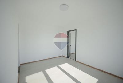 Apartament cu 2 camere semidecomandat în Rogerius