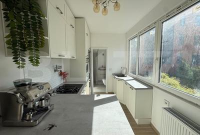 Apartament cu 3 camere semidecomandat în Semicentral