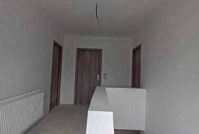 Casă cu Teren 470 Mp în Vinga - 2