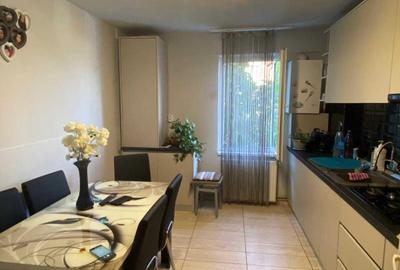 Apartament cu 3 camere decomandat în Tudor - 5