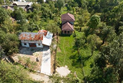 Casă individuală cu 5 camere cu Teren 1000 Mp în Piatra - 1