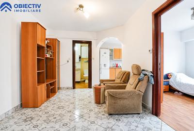Apartament cu 2 camere decomandat în Central