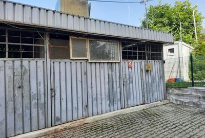 Casă individuală cu 6 camere cu Canalizare în Central - 12